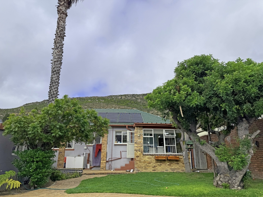 3 Bedroom Property for Sale in Fish Hoek Western Cape
